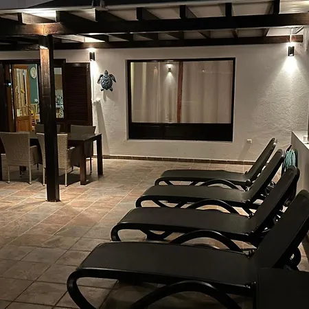 Citrus - Playa Blanca, Private Heated Pool, Air Conditioner 普拉亚布兰卡