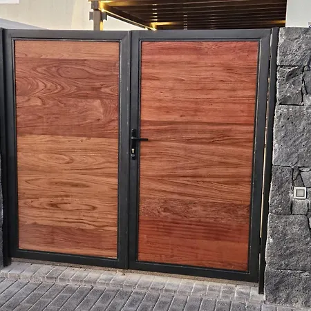 Citrus - Playa Blanca, Private Heated Pool, Air Conditioner *