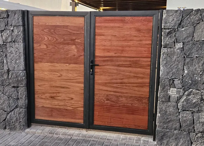 Citrus - Playa Blanca, Private Heated Pool, Air Conditioner *