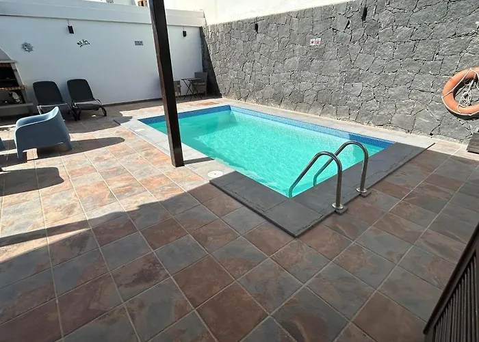 Citrus - Playa Blanca, Private Heated Pool, Air Conditioner