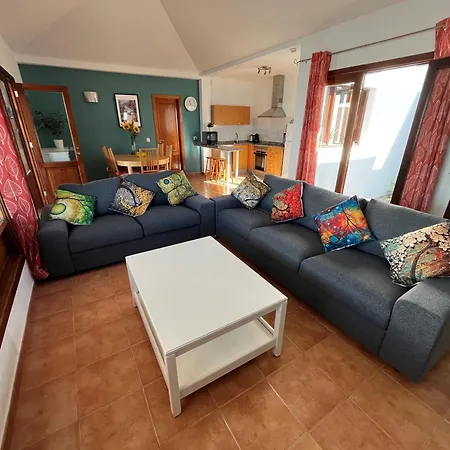 Citrus - Playa Blanca, Private Heated Pool, Air Conditioner * Playa Blanca