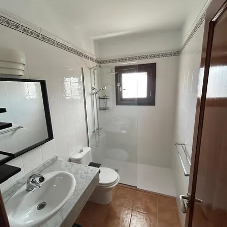 Citrus - Playa Blanca, Private Heated Pool, Air Conditioner *