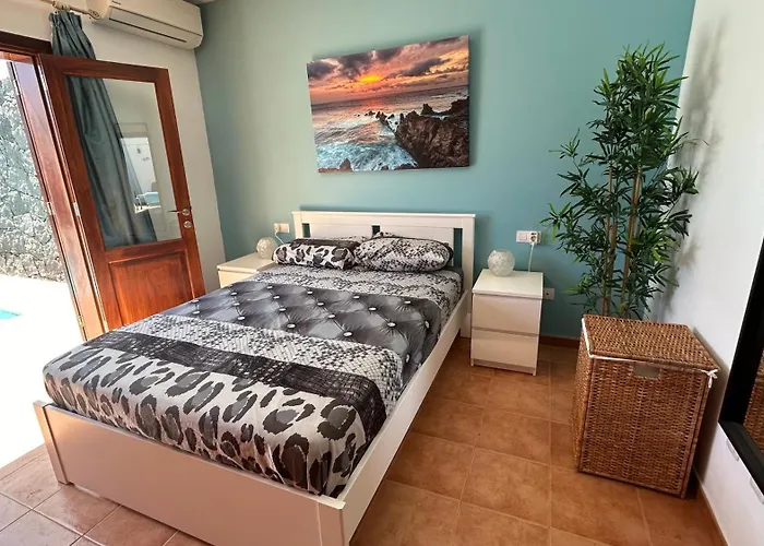 Villa Citrus - Playa Blanca, Private Heated Pool, Air Conditioner *